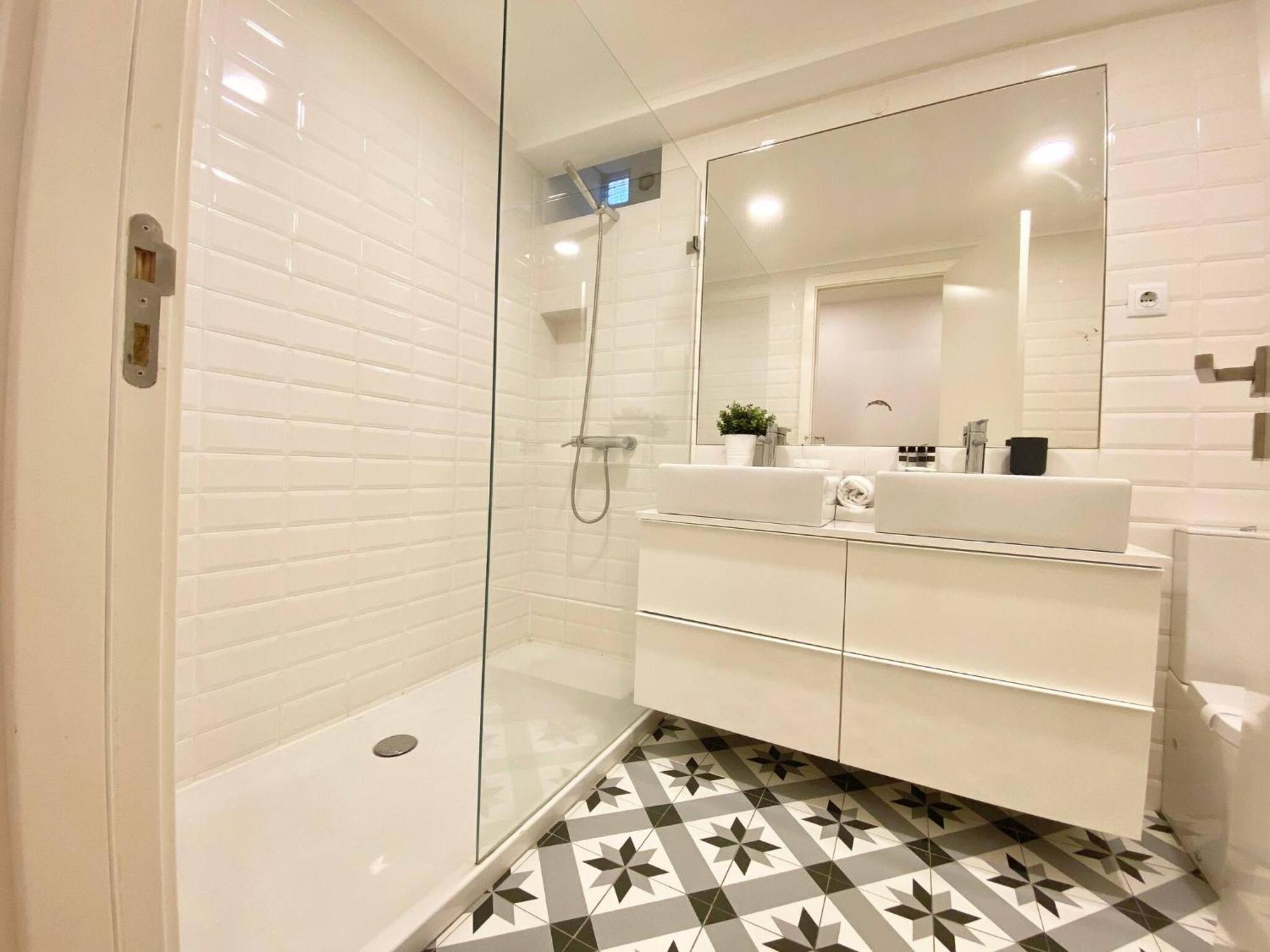 My Lx Flat Stylish Apartment In Santa Catarina Лиссабон Экстерьер фото